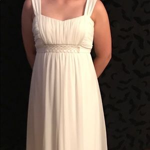 White dress/ Gown